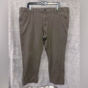 Dockers Pants Mens Fits 42 x 27 Straight Leg Brown Chino Brown Preppy Plain
